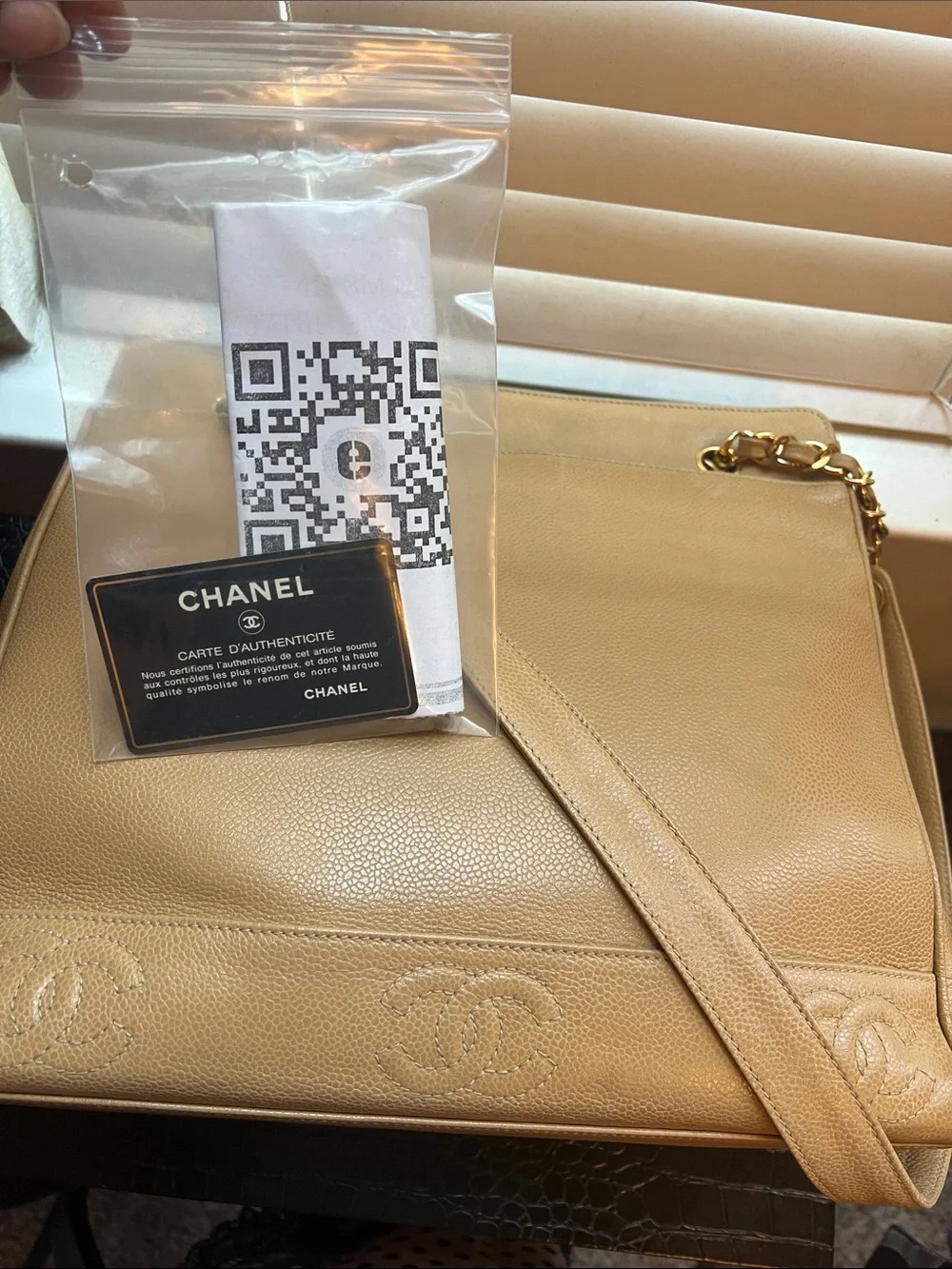 CHANEL vintage shoulder